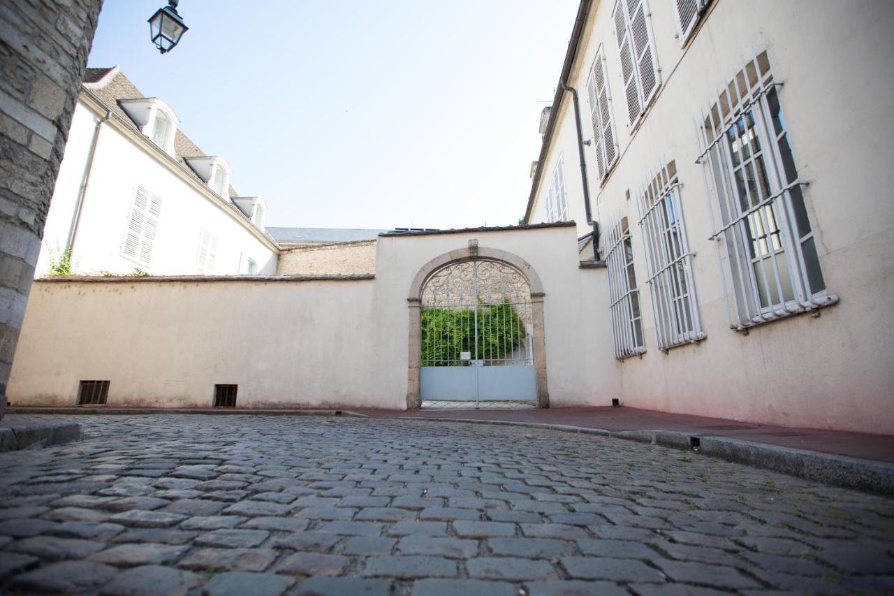 L'Aubertine - Appartement Hypercentre Avec Terrasse ボーヌ エクステリア 写真