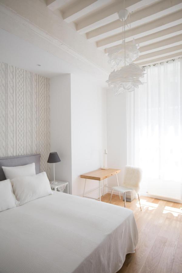 L'Aubertine - Appartement Hypercentre Avec Terrasse ボーヌ エクステリア 写真